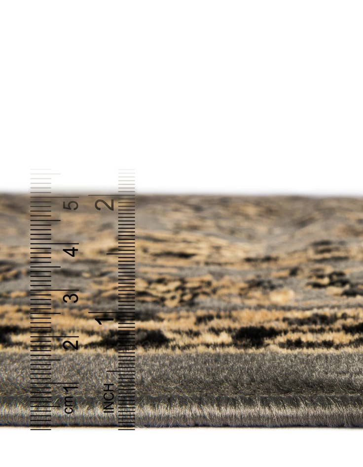 Detail image of 7' 10 x 7' 10 Yasmin Square Rug