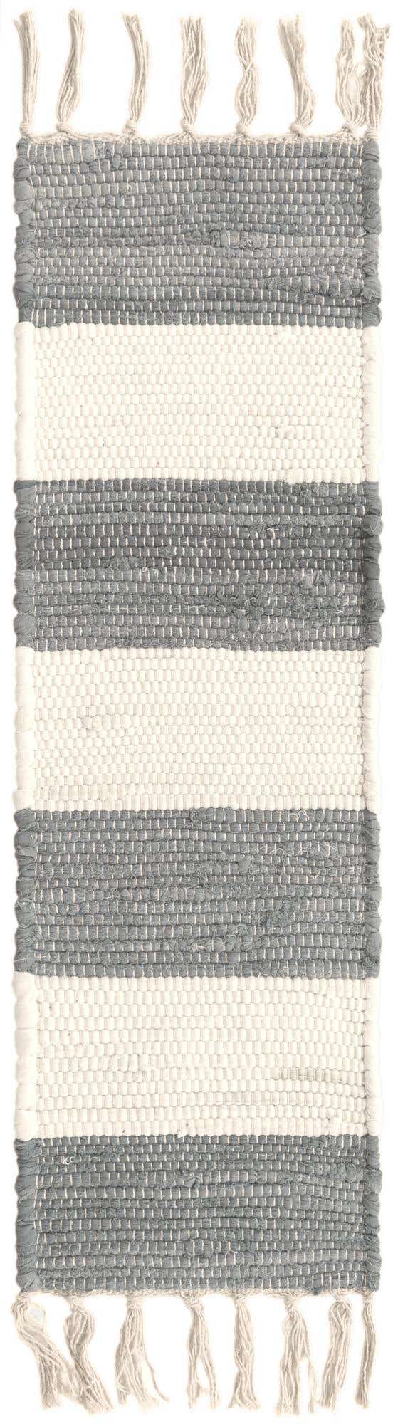 0' 9 x 2' 6 Hand Woven Chindi Rag Stair Rug