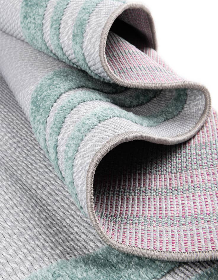 Detail image of 7' 10 x 10' Easy-Clean Aruba Indoor / Outdoor Rug