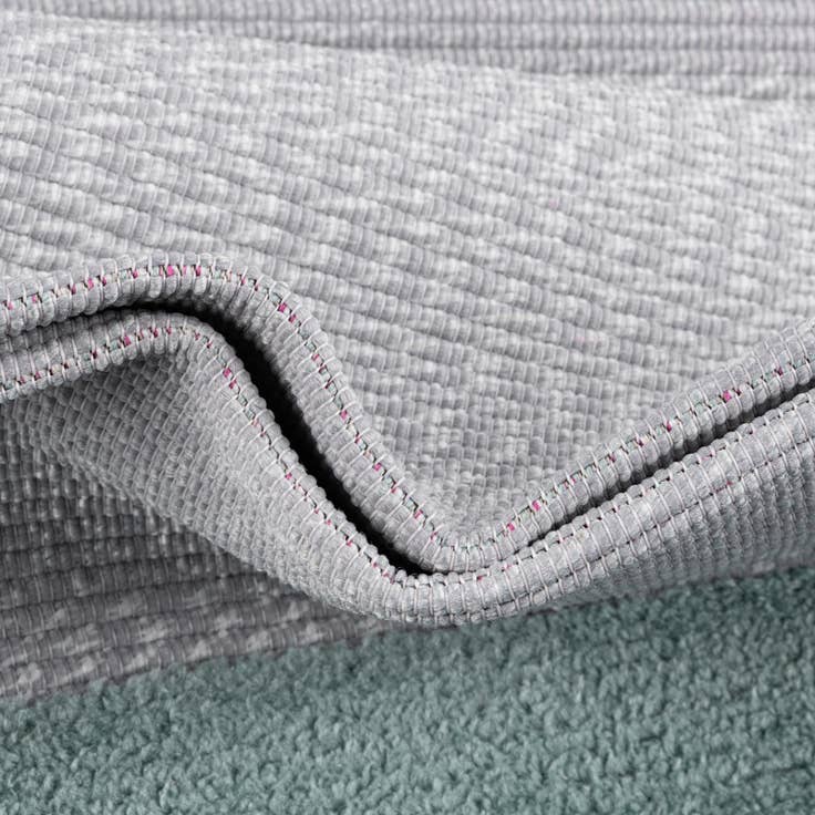 Detail image of 5' 3 x 5' 3 Easy-Clean Aruba Indoor / Outdoor Round Rug
