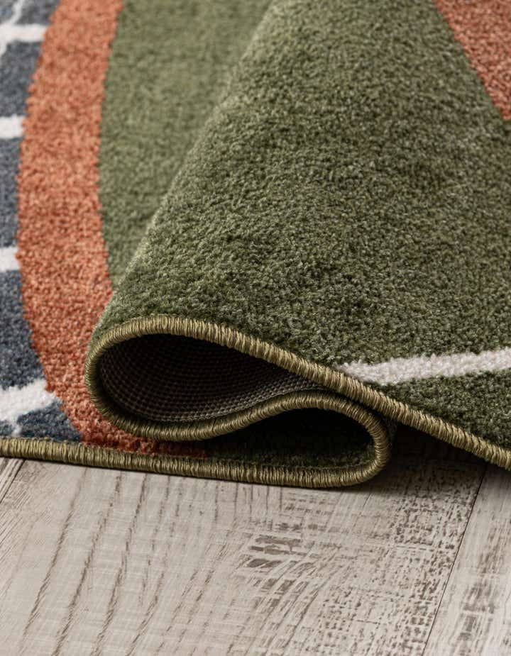 7' x 10' Sports Washable Rug