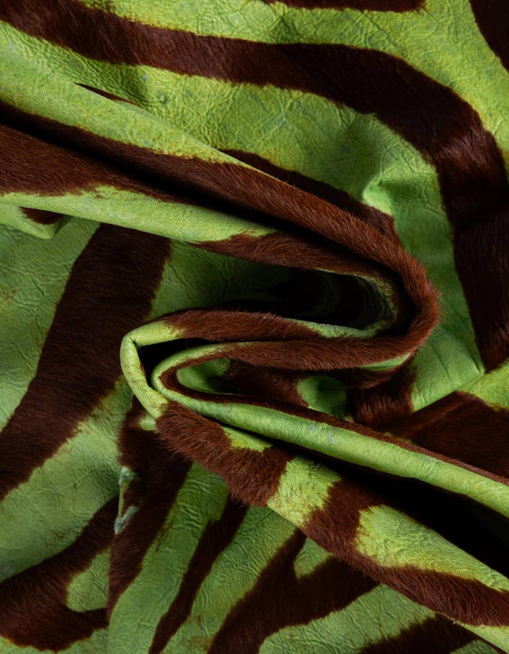 Detail image of 5' 7 x 6' 3 Cowhide Leather Rug