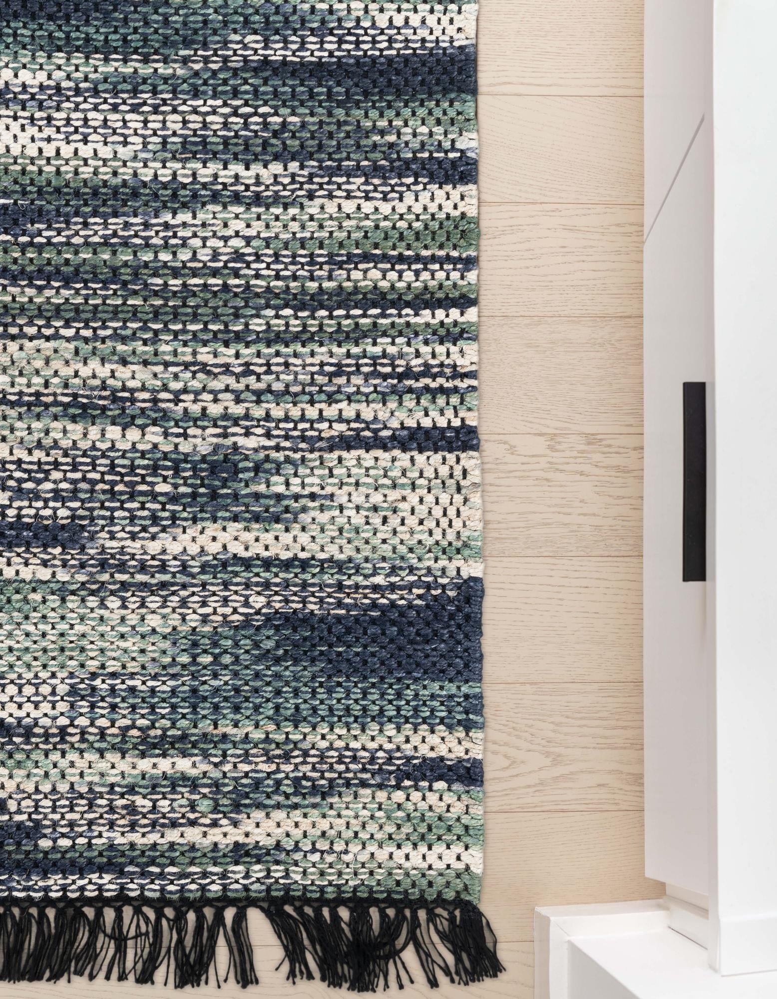 2' 7 x 10' Hand Woven Chunky Jute Runner Rug
