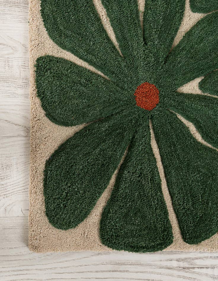 Detail image of 4' 1 x 4' 1 Handtufted Wool Square Rug