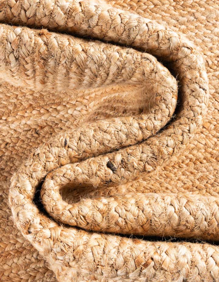 2' x 8' Handmade Scallop Braided Jute Runner Rug
