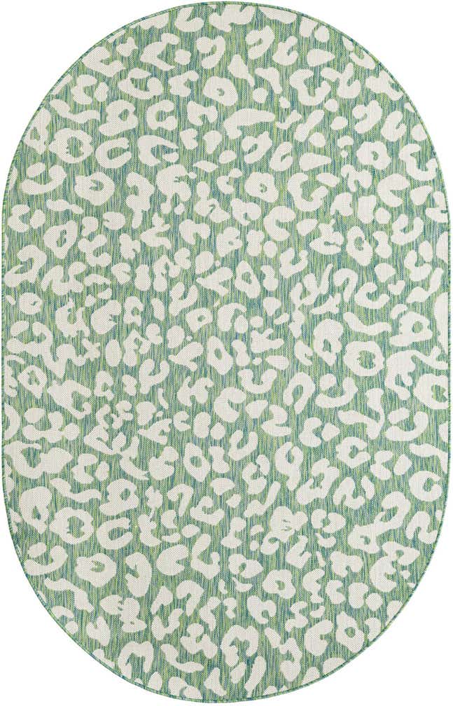 5' 3 x 8' Easy-Clean Safari Indoor / Outdoor Oval Rug