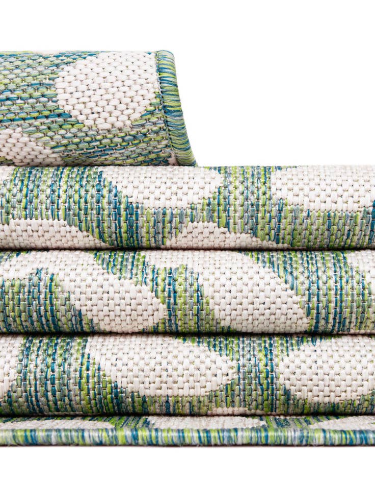 Detail image of 2' x 3' Easy-Clean Safari Indoor / Outdoor Rug