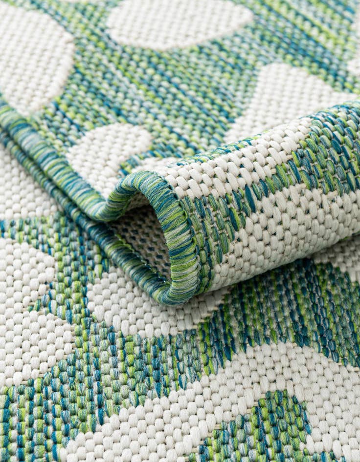 Detail image of 2' 7 x 10' Easy-Clean Safari Indoor / Outdoor Runner Rug