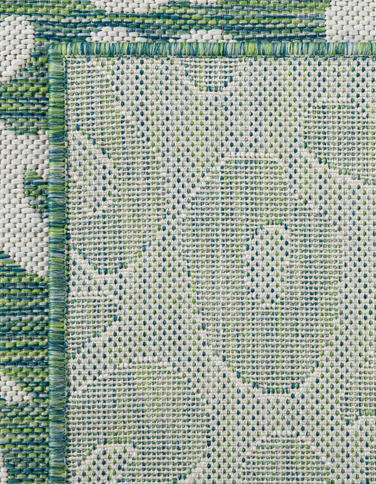 Detail image of 2' 7 x 10' Easy-Clean Safari Indoor / Outdoor Runner Rug