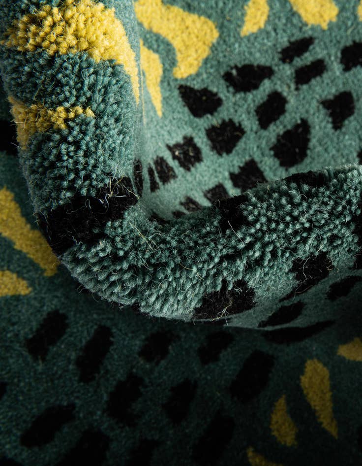 Detail image of 4' 1 x 7' 1 Playtime Kids Wool Freeform Rug