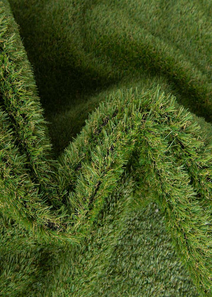 3' x 6' Easy-Clean Grass Indoor / Outdoor Hearth Rug