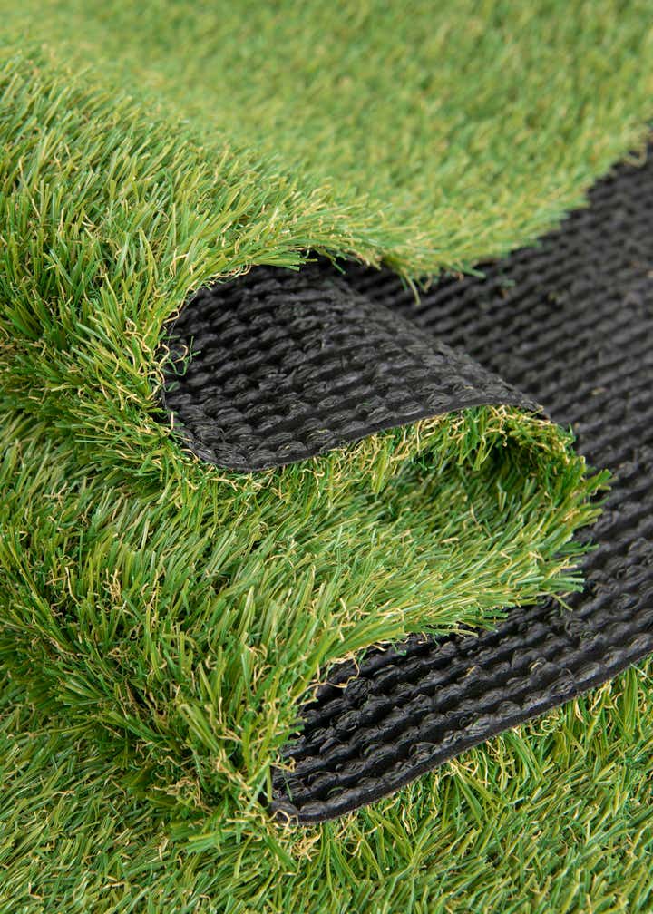 3' x 6' Easy-Clean Grass Indoor / Outdoor Hearth Rug