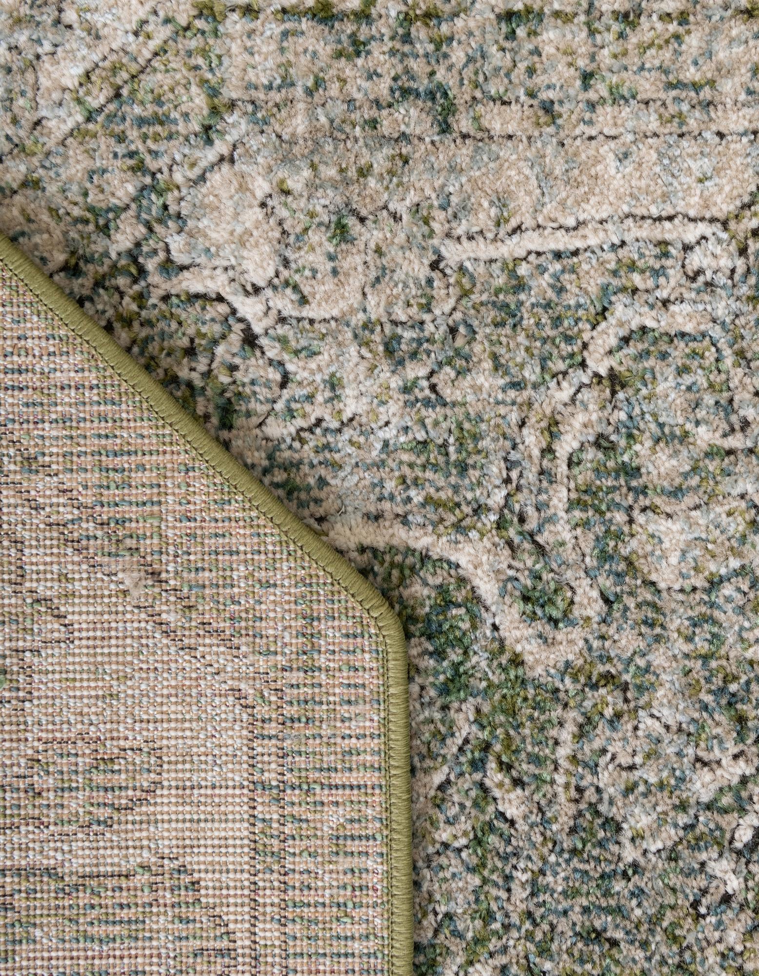 7' 10 x 7' 10 Isabella Octagon Rug