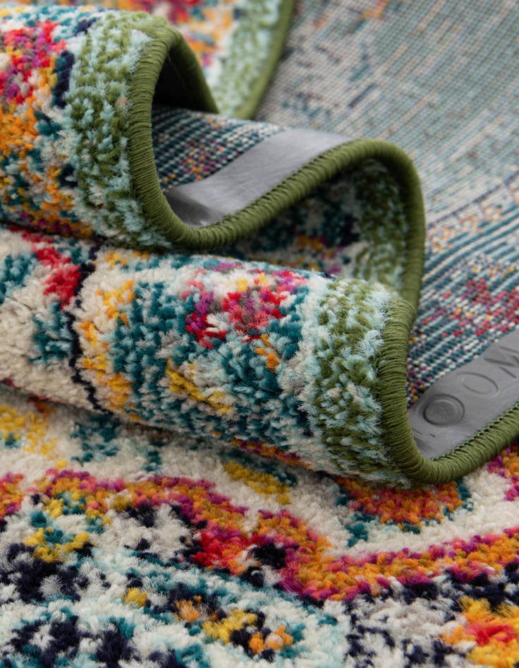Detail image of 7' 10 x 7' 10 Madeline Octagon Rug