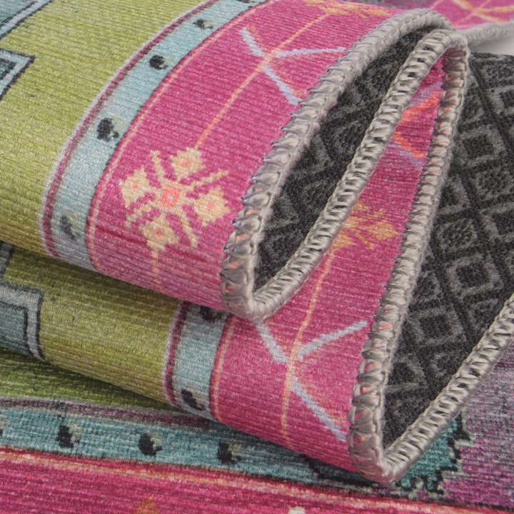 7' 6 x 7' 6 Washable Timeless Octagon Rug