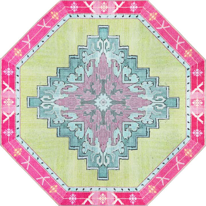 7' 6 x 7' 6 Washable Timeless Octagon Rug