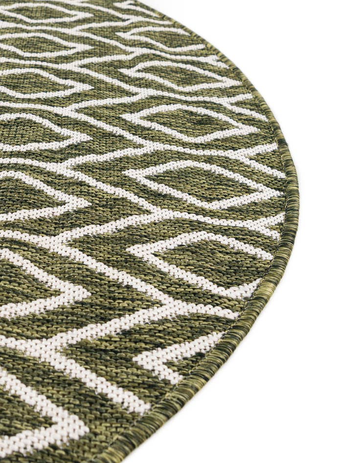 Detail image of 5' 3 x 8' Easy-Clean Jill Zarin Turks and Caicos Indoor / Outdoor Oval Rug