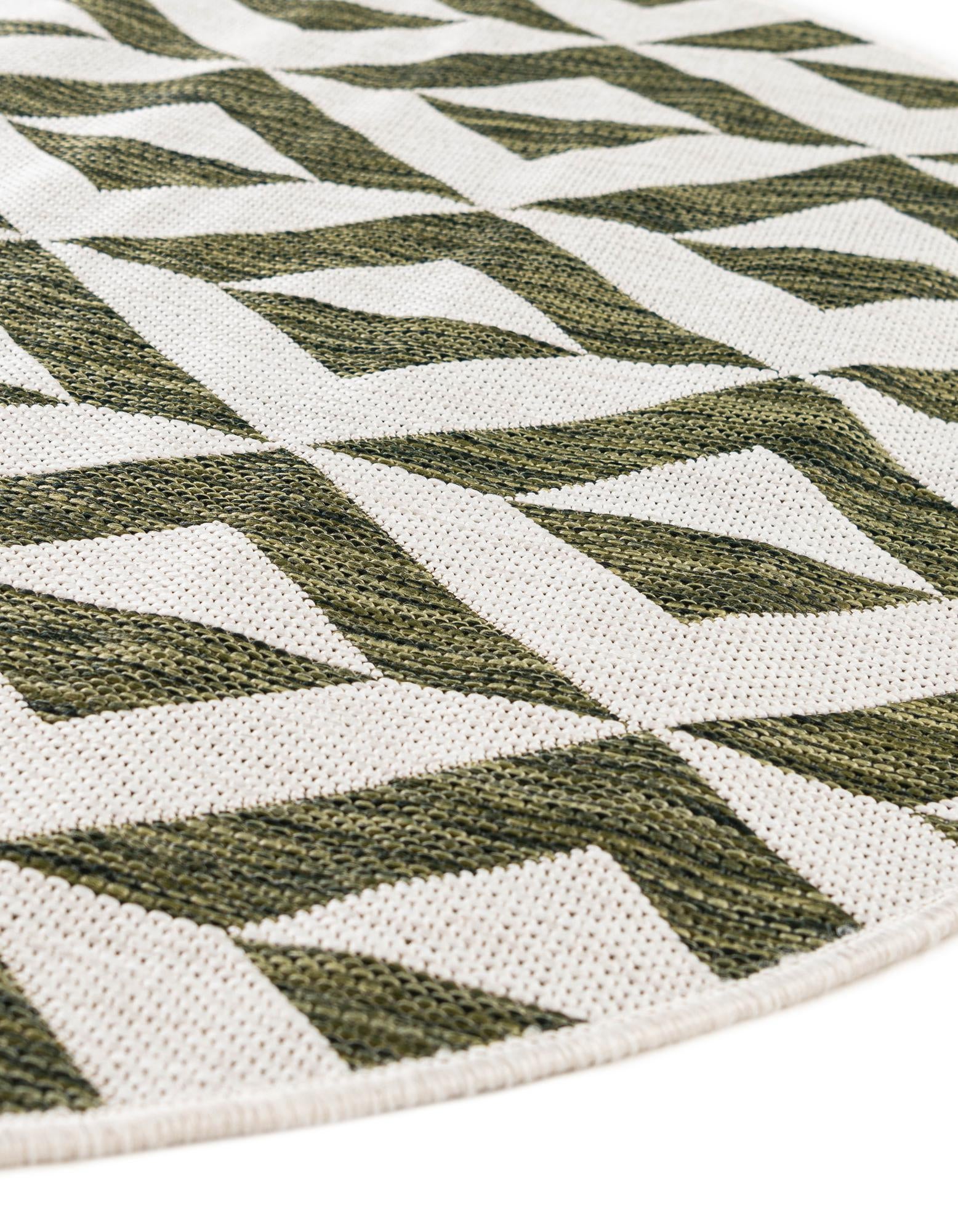 7' 10 x 10' Easy-Clean Jill Zarin Napa Indoor / Outdoor Oval Rug