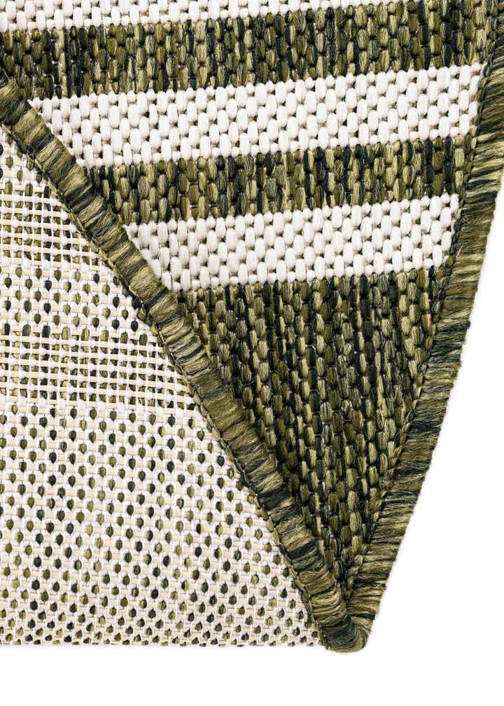 7' 10 x 10' Easy-Clean Jill Zarin Anguilla Indoor / Outdoor Oval Rug