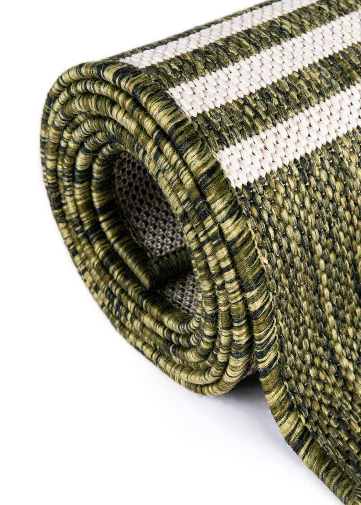 7' 10 x 10' Easy-Clean Jill Zarin Anguilla Indoor / Outdoor Oval Rug