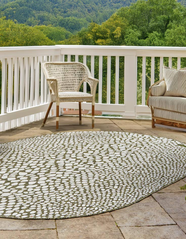 Detail image of 5' 3 x 8' Easy-Clean Jill Zarin Cape Town Indoor / Outdoor Oval Rug