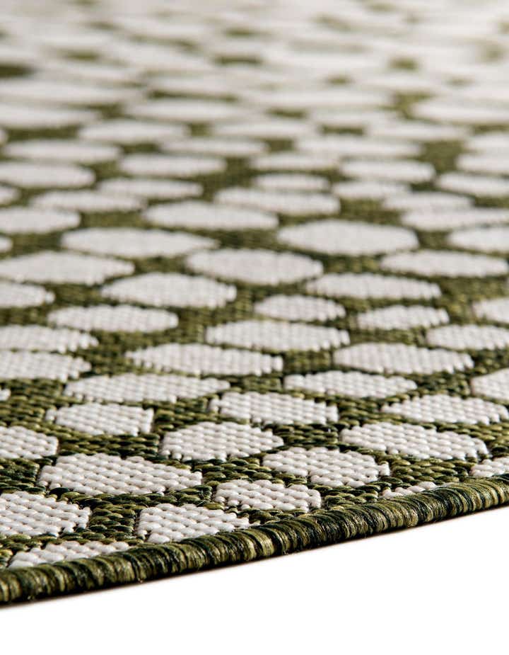 5' 3 x 8' Easy-Clean Jill Zarin Cape Town Indoor / Outdoor Oval Rug