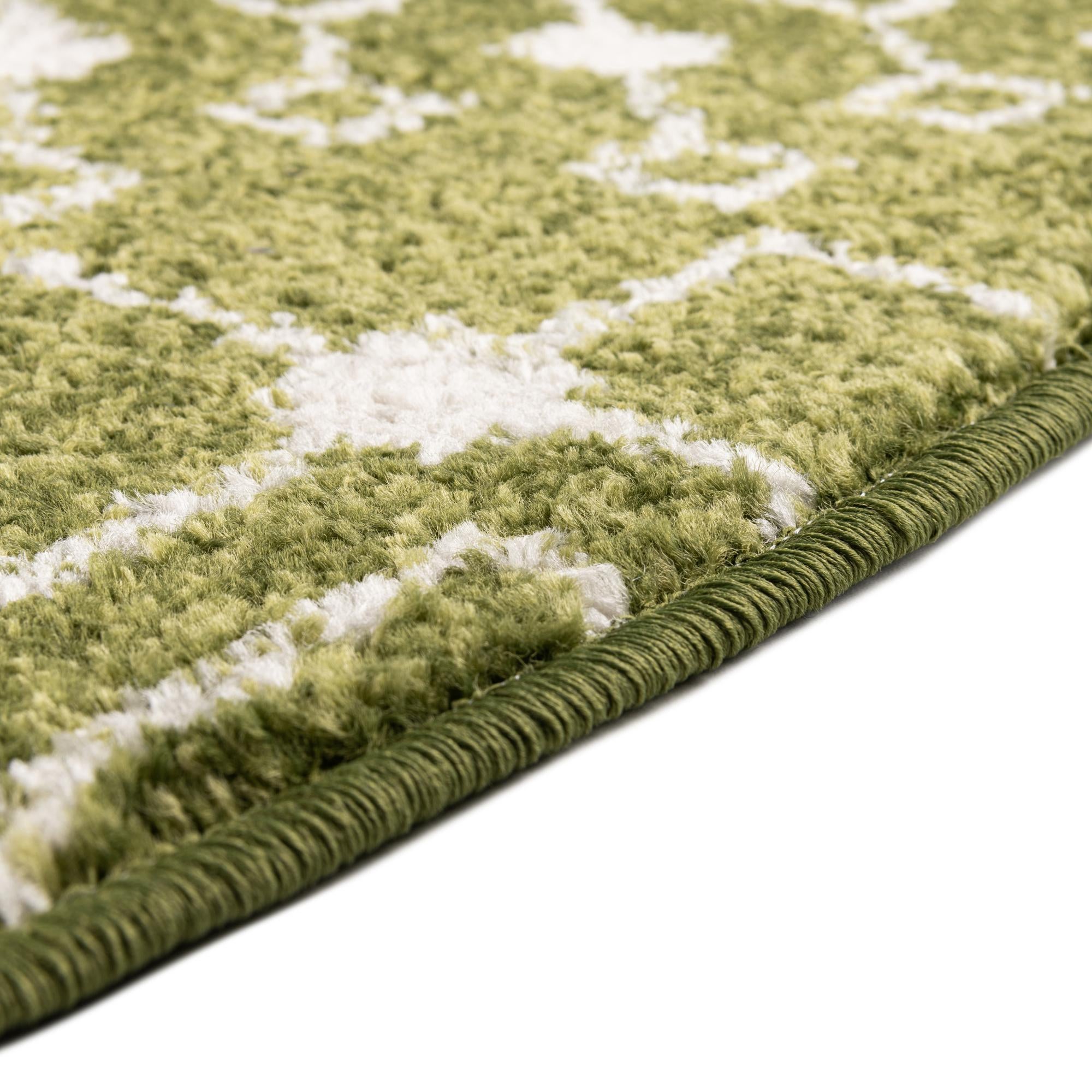 5' 3 x 8' Moroccan Trellis Oval Rug