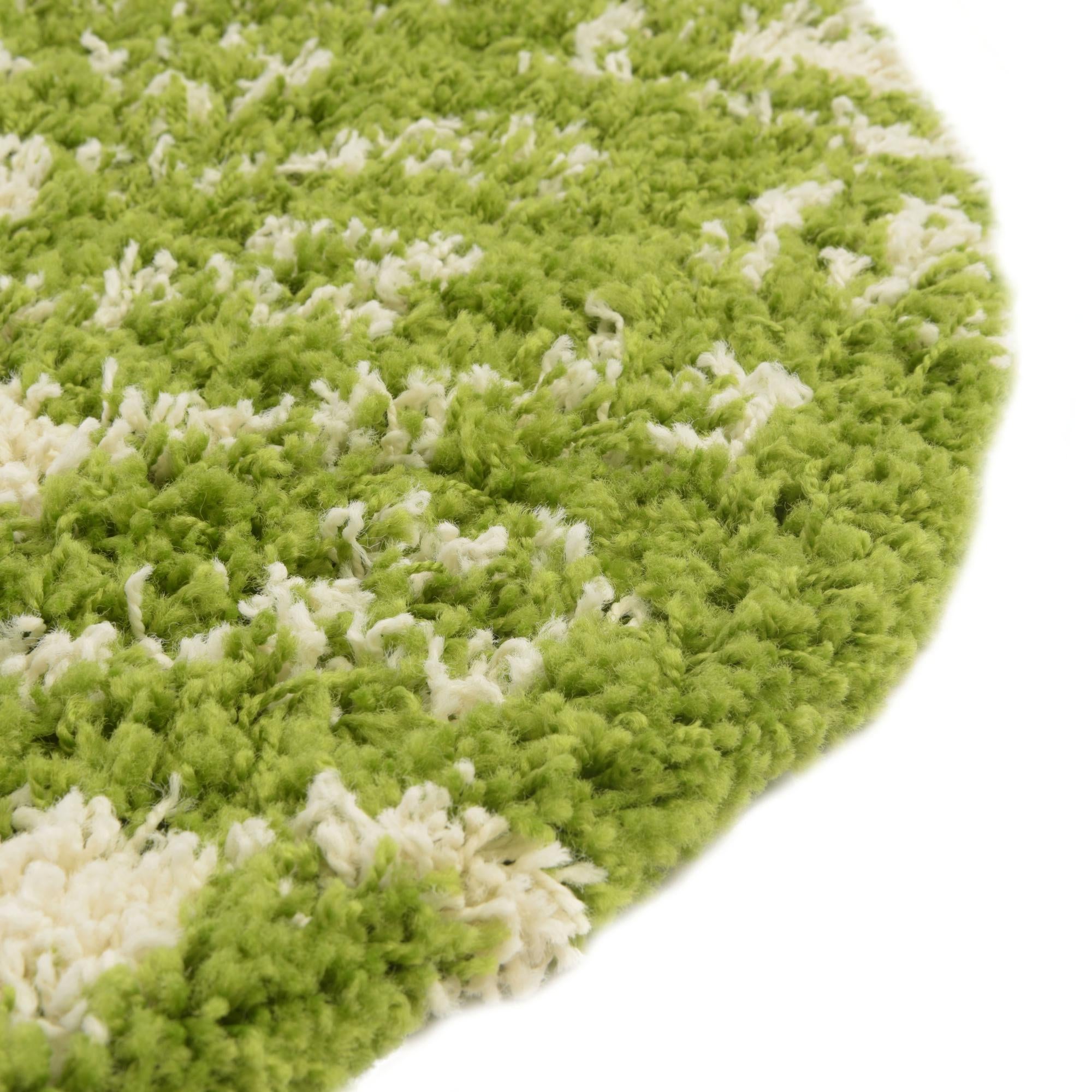 4' x 6' Moroccan Trellis Shag Oval Rug