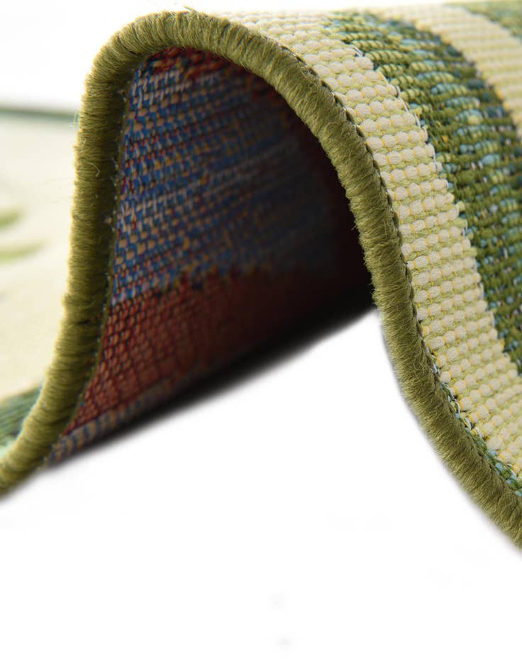 Detail image of 5' 3 x 8' Easy-Clean Botanical Indoor / Outdoor Oval Rug