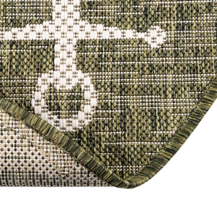 3' x 5' 3 Easy-Clean Coastal Indoor / Outdoor Oval Rug