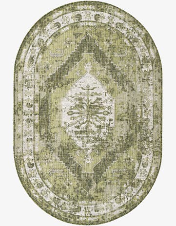 5' 3 x 8' Easy-Clean Traditional Indoor / Outdoor Oval Rug