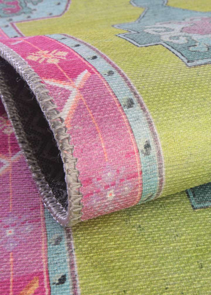 4' x 6' Washable Timeless Oval Rug