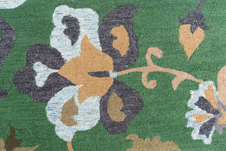 5' 1 x 8' Agra Rug