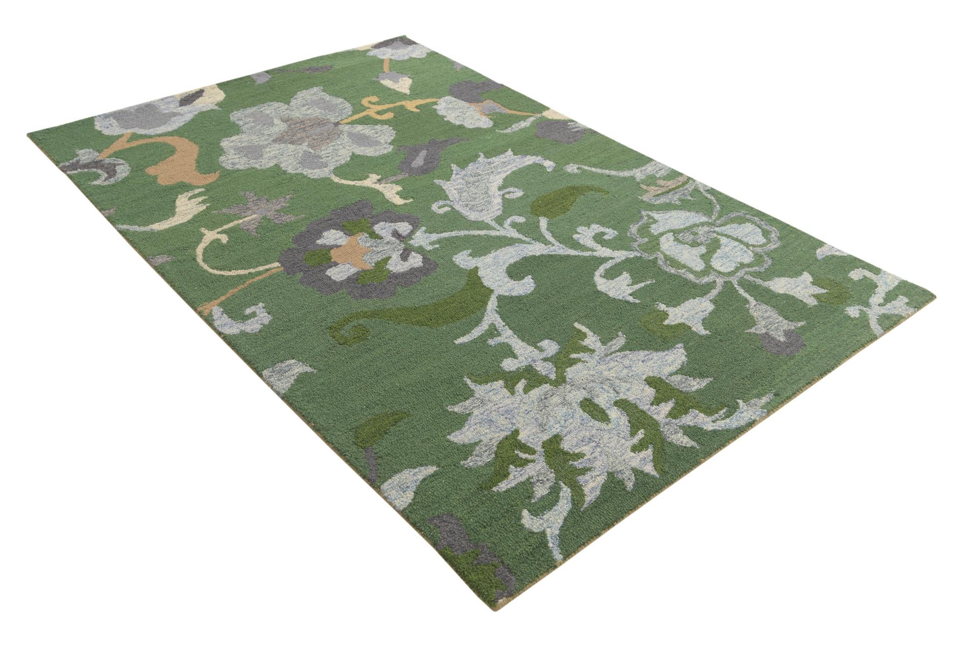 5' x 8' Agra Rug