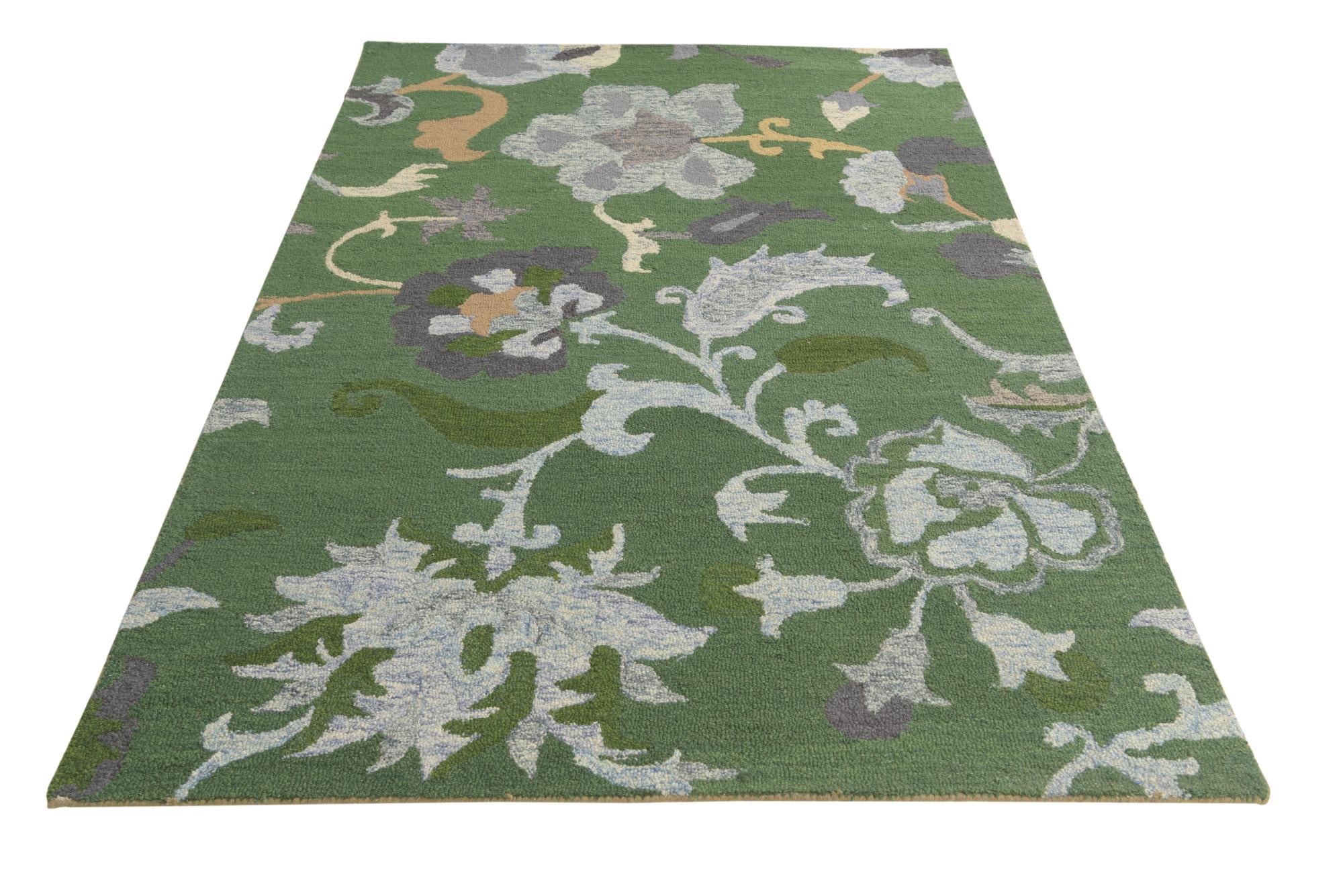 5' x 8' Agra Rug
