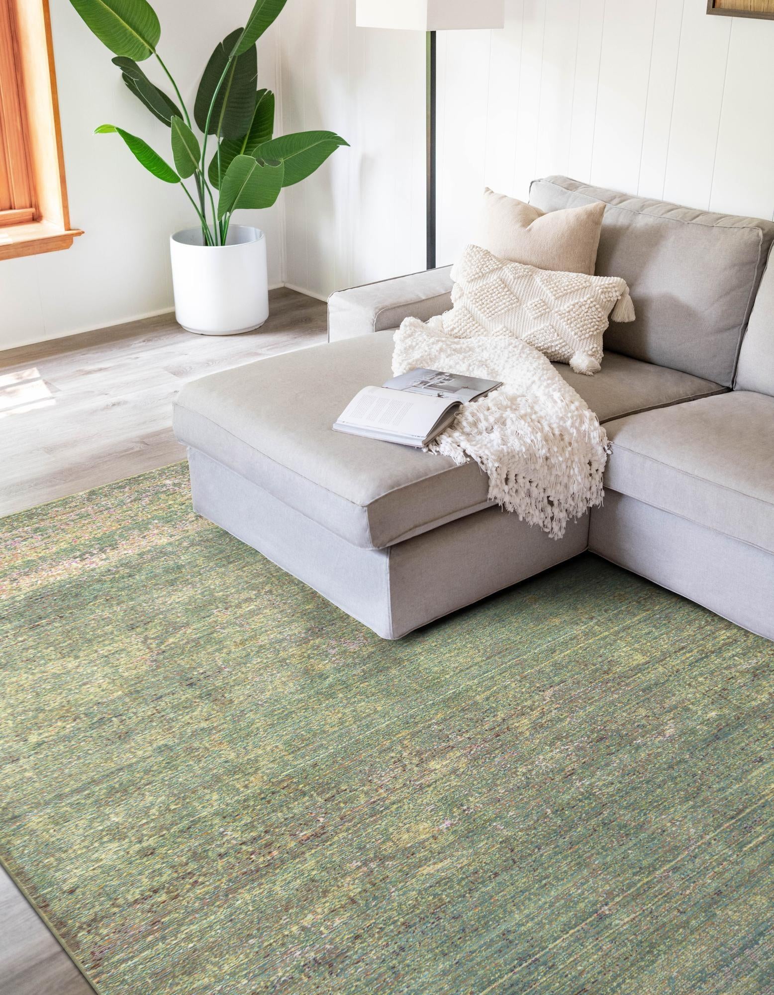 7' x 10' Alexis Rug