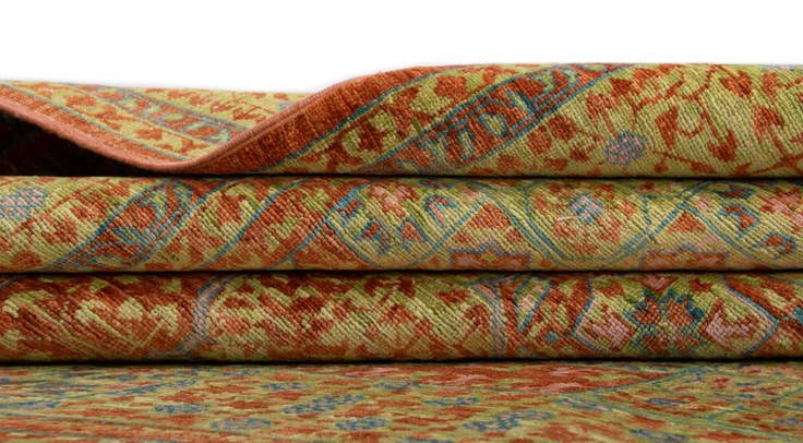 Detail image of 4' 11 x 6' 6 Amina Rug