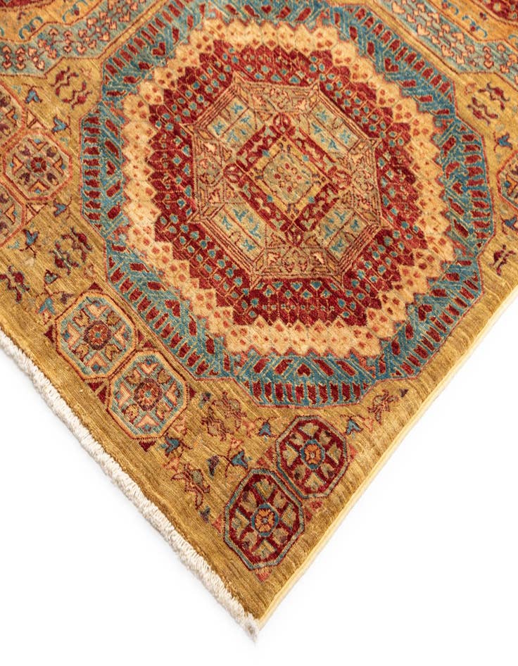 Detail image of 8' 10 x 11' 7 Amina Wool Rug