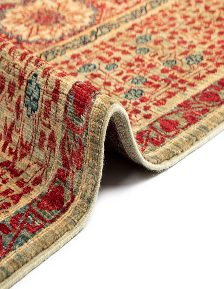 Detail image of 9' x 12' 3 Amina Wool Rug