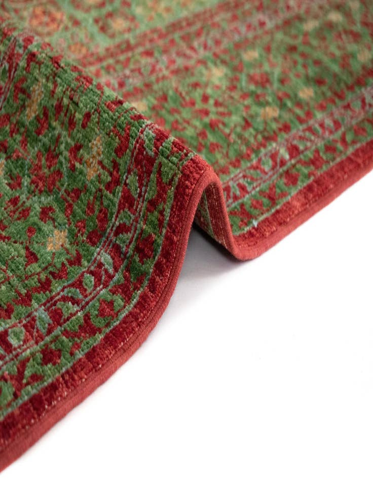 Detail image of 4' 9 x 6' 8 Amina Wool Rug