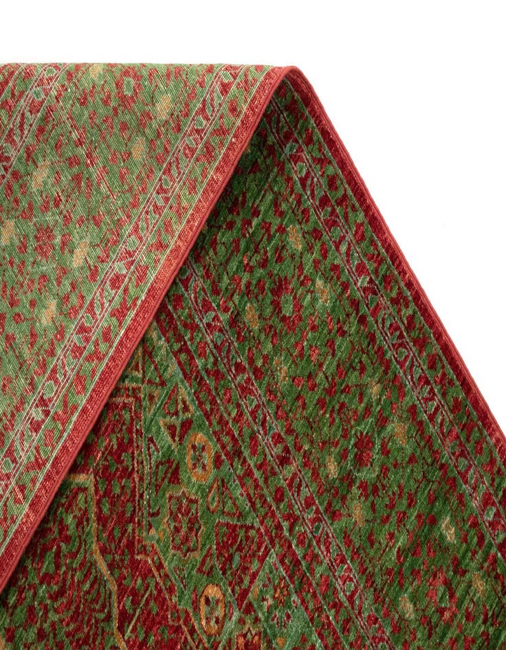 Detail image of 4' 9 x 6' 8 Amina Wool Rug