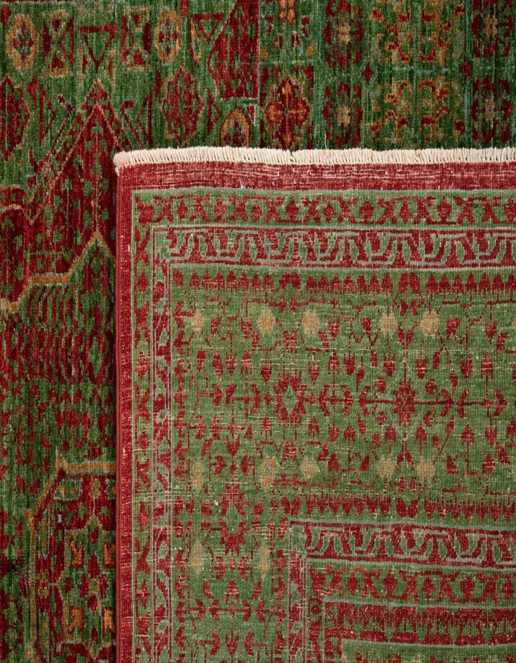 Detail image of 4' 9 x 6' 8 Amina Wool Rug