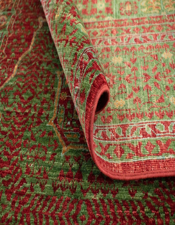 Detail image of 4' 9 x 6' 8 Amina Wool Rug