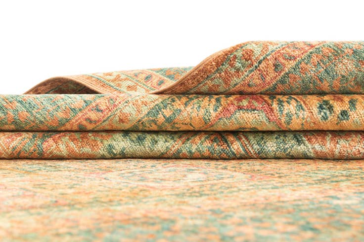 Detail image of 5' x 6' 8 Hand Knotted Amina Rug
