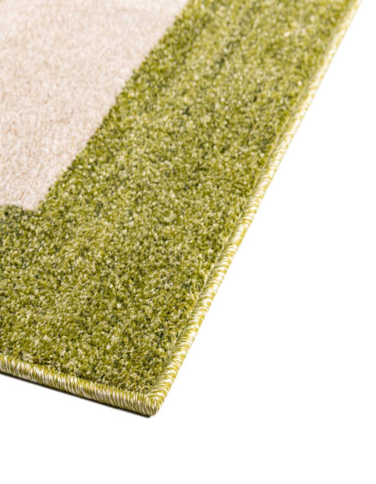 Detail image of 8' x 11' 4 Angelica Rug