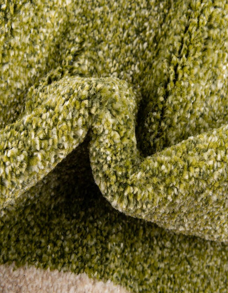 Detail image of 8' x 11' 4 Angelica Rug