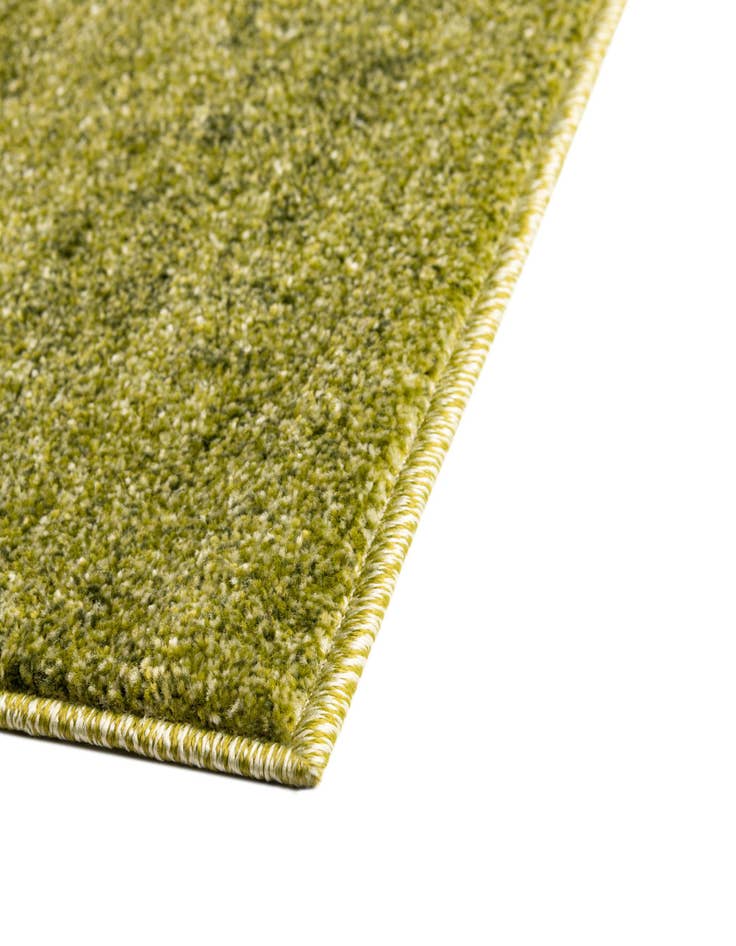 Detail image of 8' x 11' 4 Angelica Rug