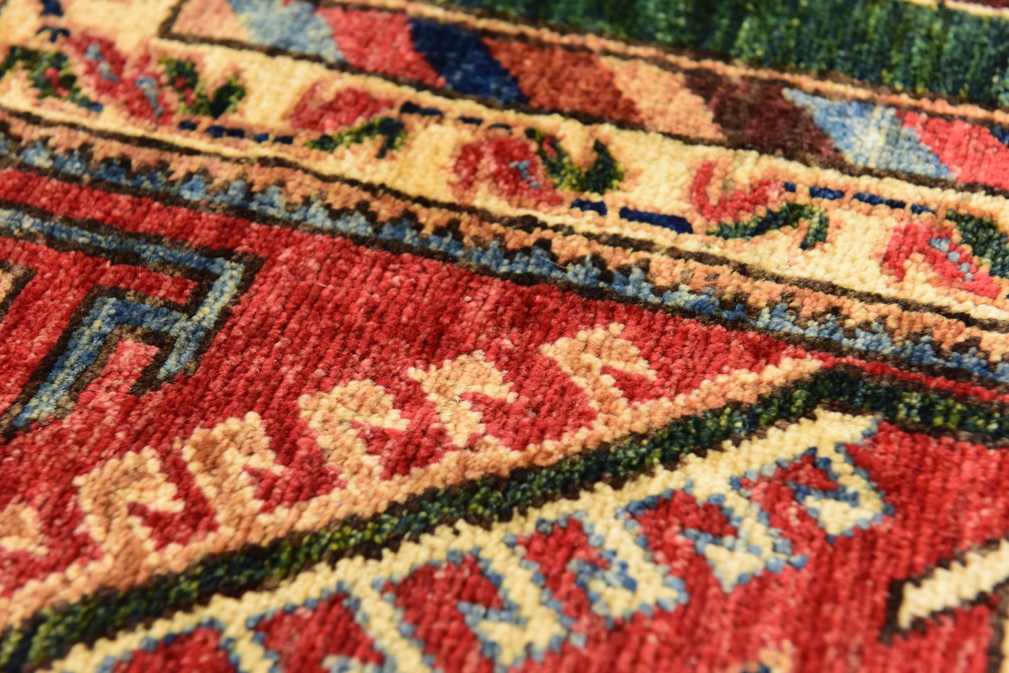 6' 7 x 9' 9 Hand Knotted Ariana Ziegler Rug