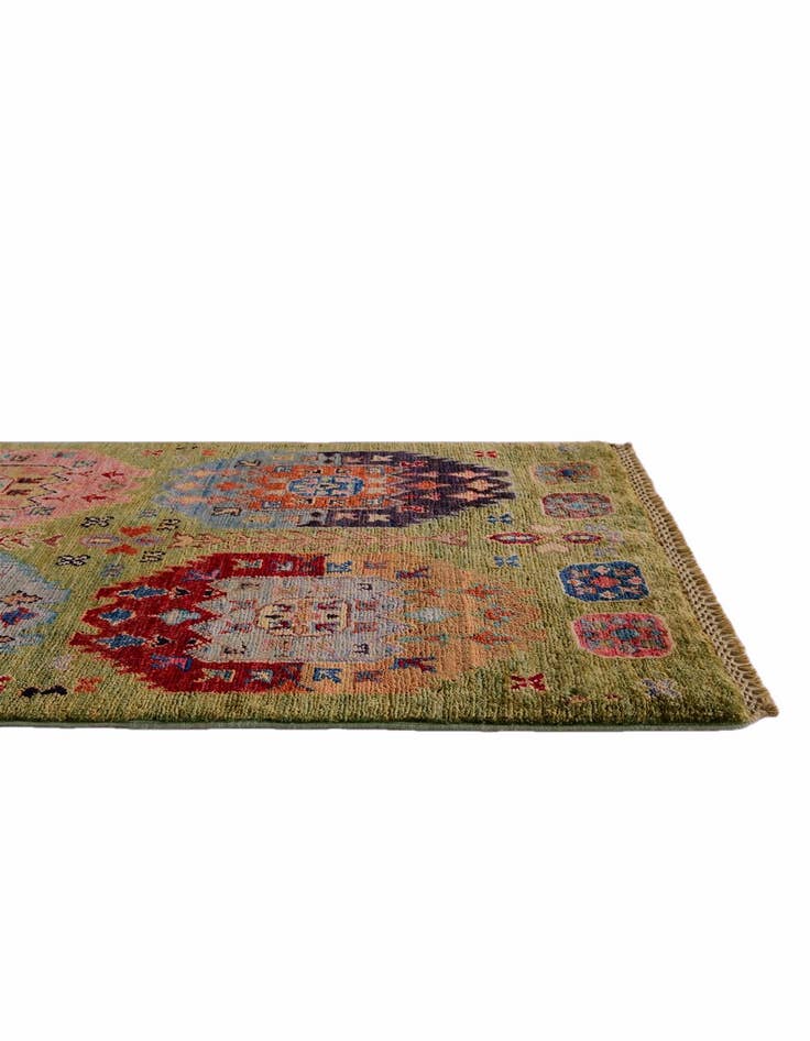 Detail image of 1' 10 x 3' 4 Hand Knotted Ariana Ziegler Rug