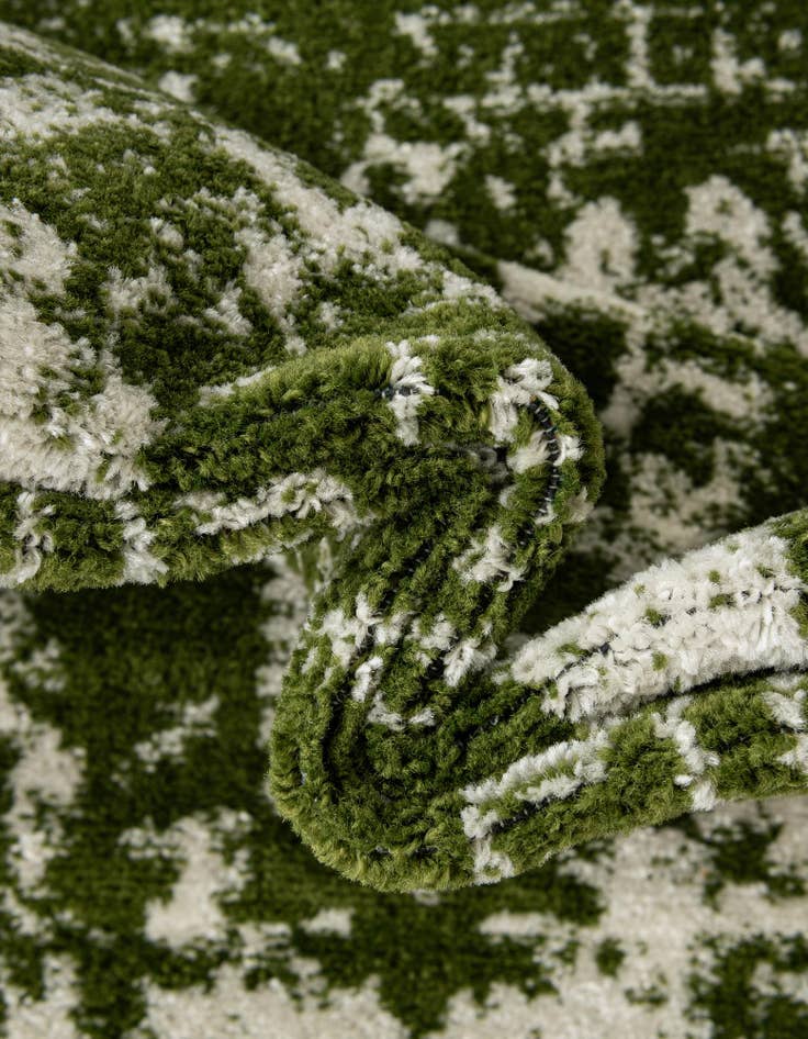 Detail image of 10' x 13' Arlington Rug
